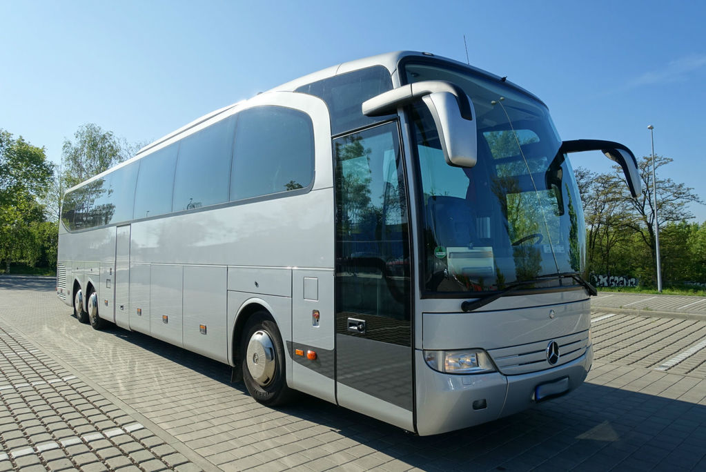 5% for custom passenger transport