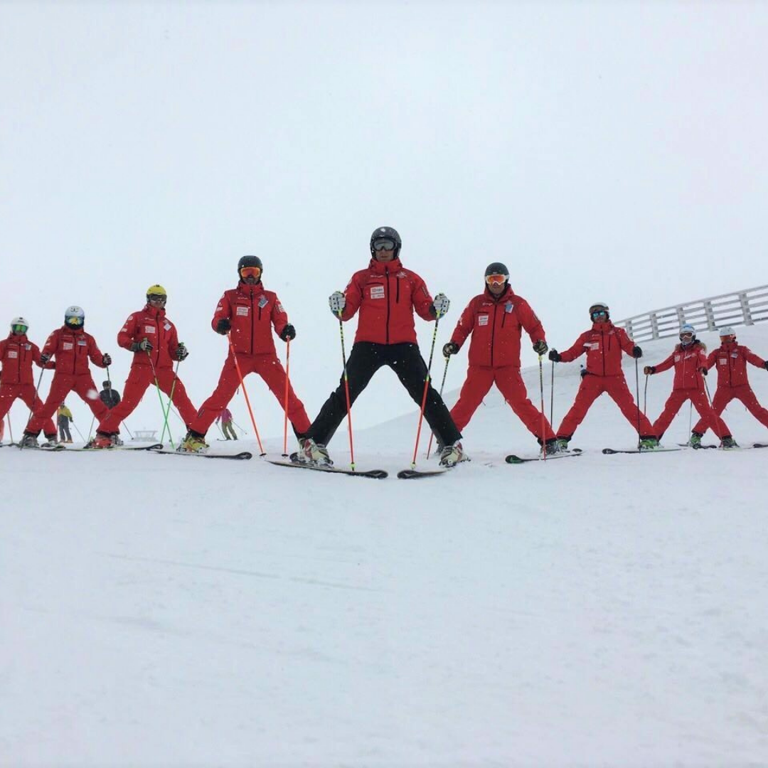 10% discount on skiing lessons